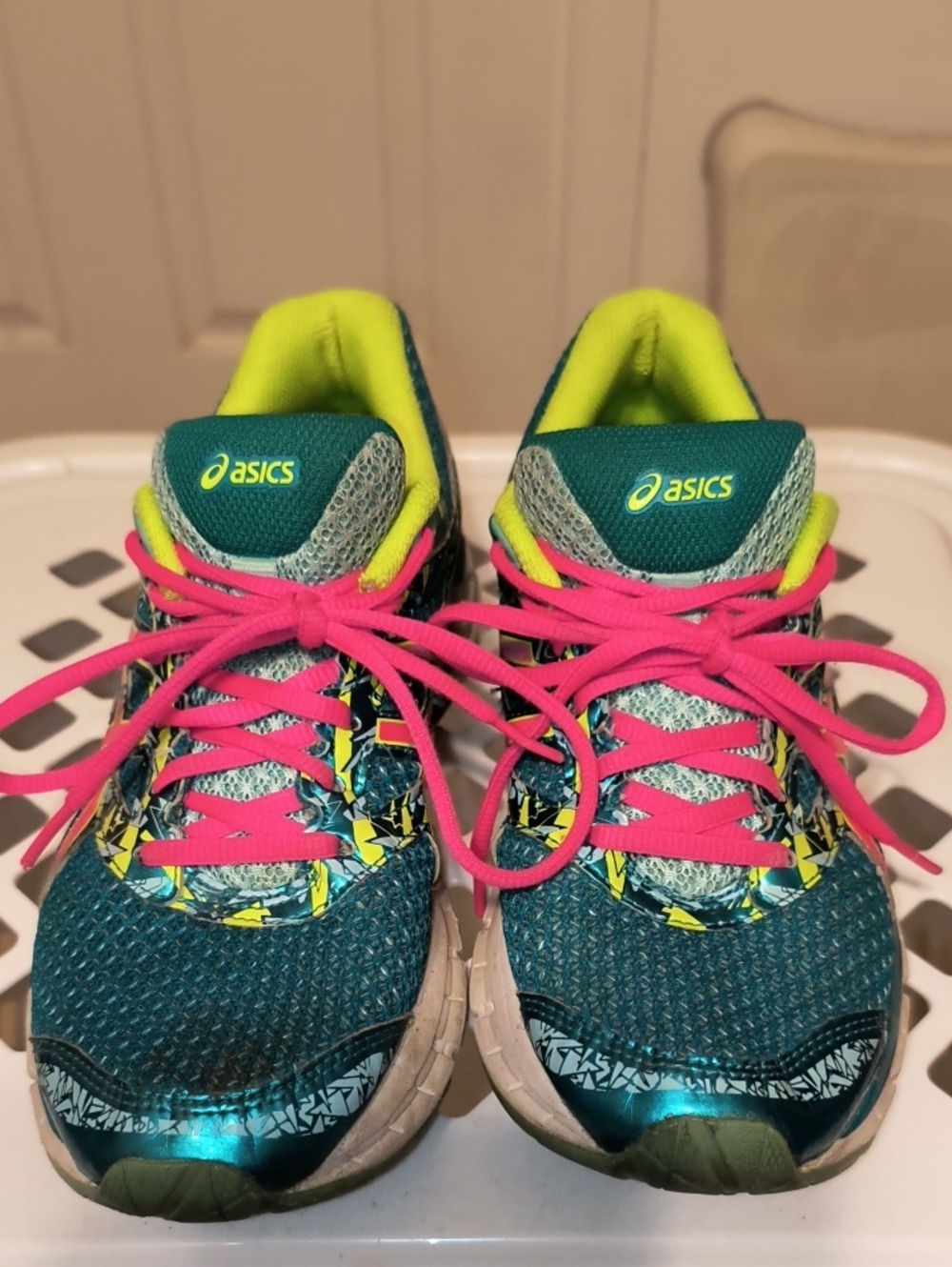 ASICS Gel-Excite 4 Teal Running Shoes with Pink Laces and Neon Yellow Accents